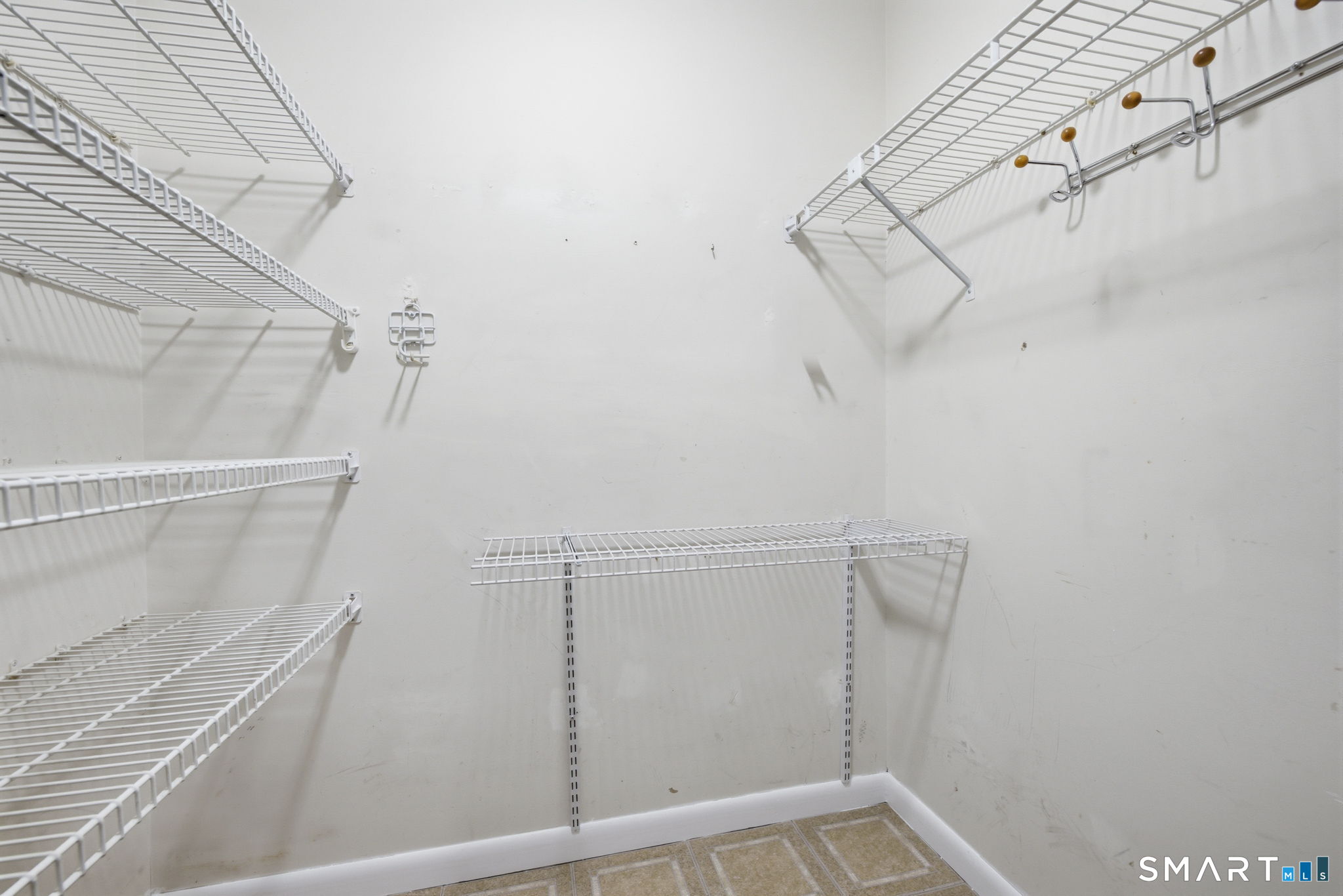 1106 Twin Circle Drive 1106