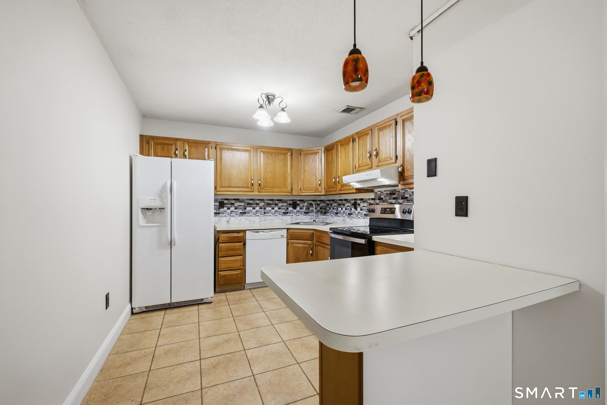 1106 Twin Circle Drive 1106