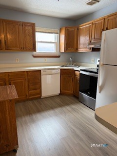 702 Twin Circle Drive 702