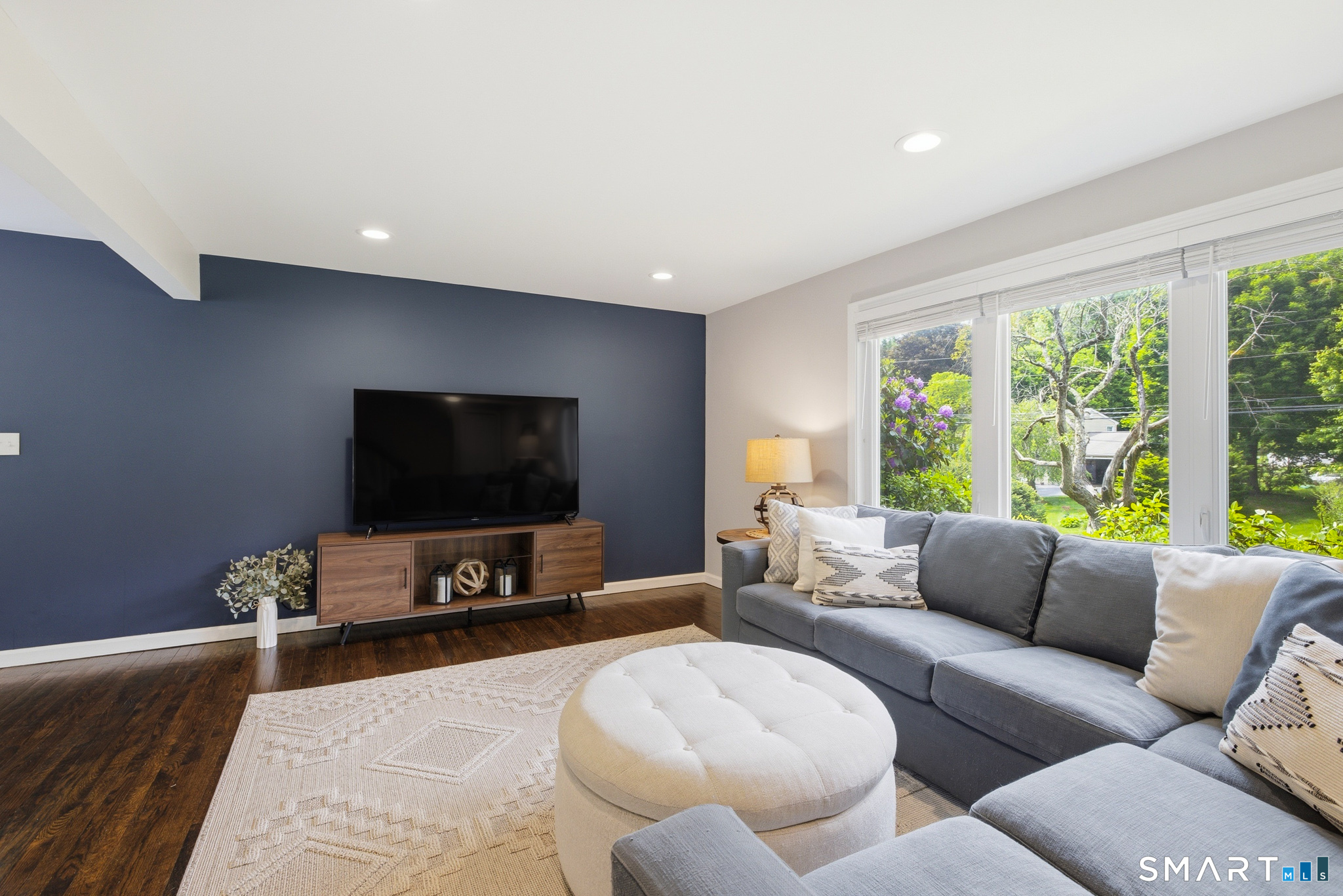 42 Kenneth Drive