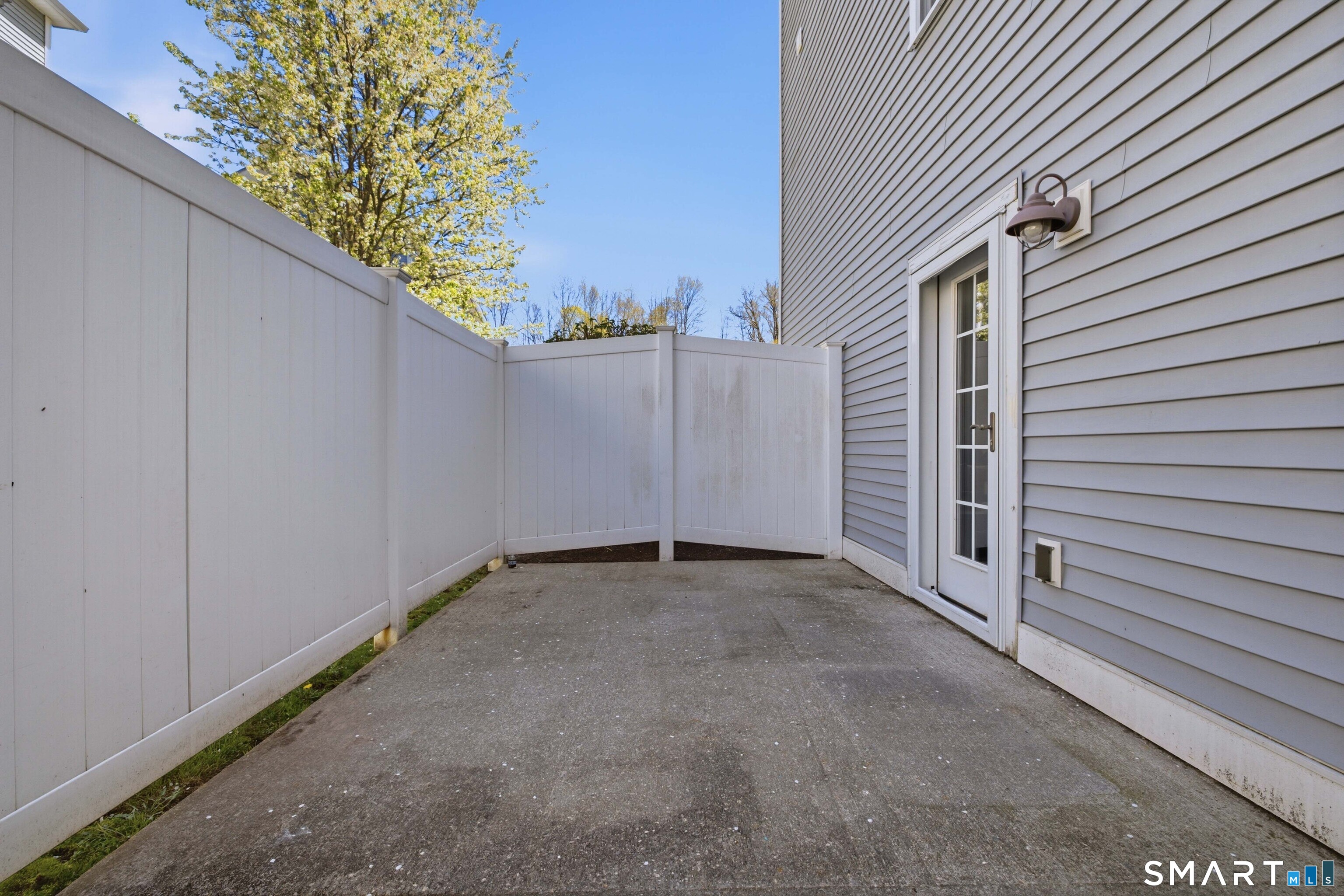28 Armstrong Road C13