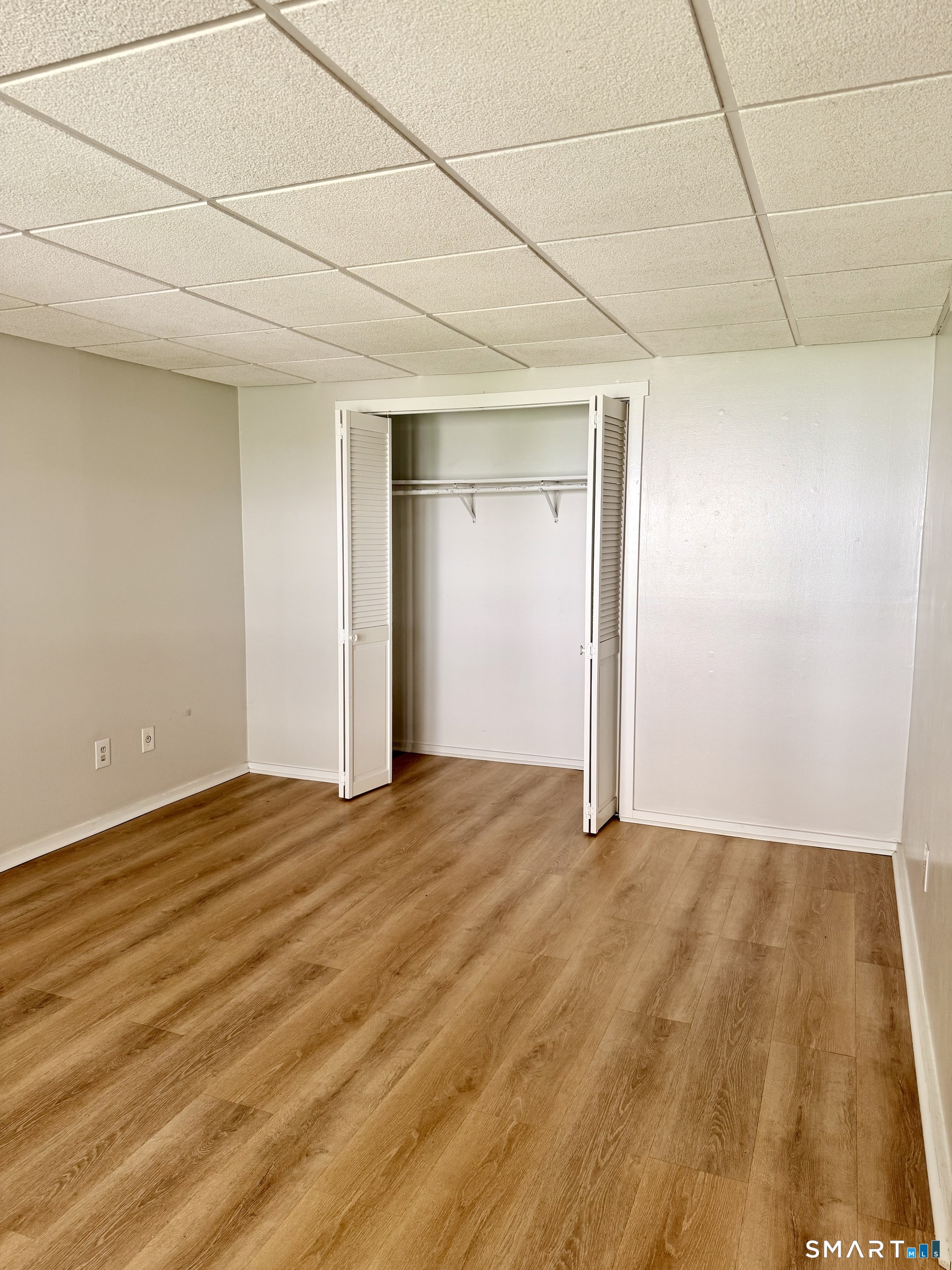 949 Pleasant Valley Road 801