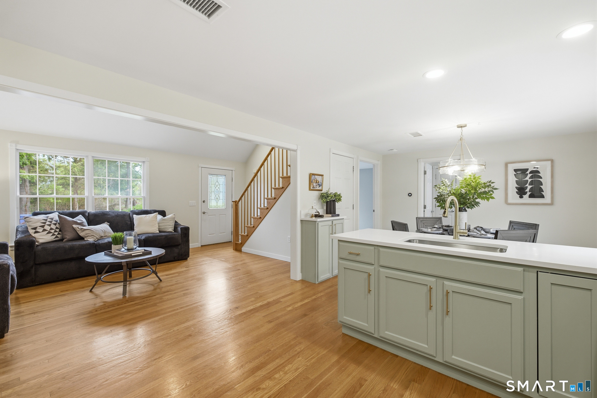 20 Abbe Road