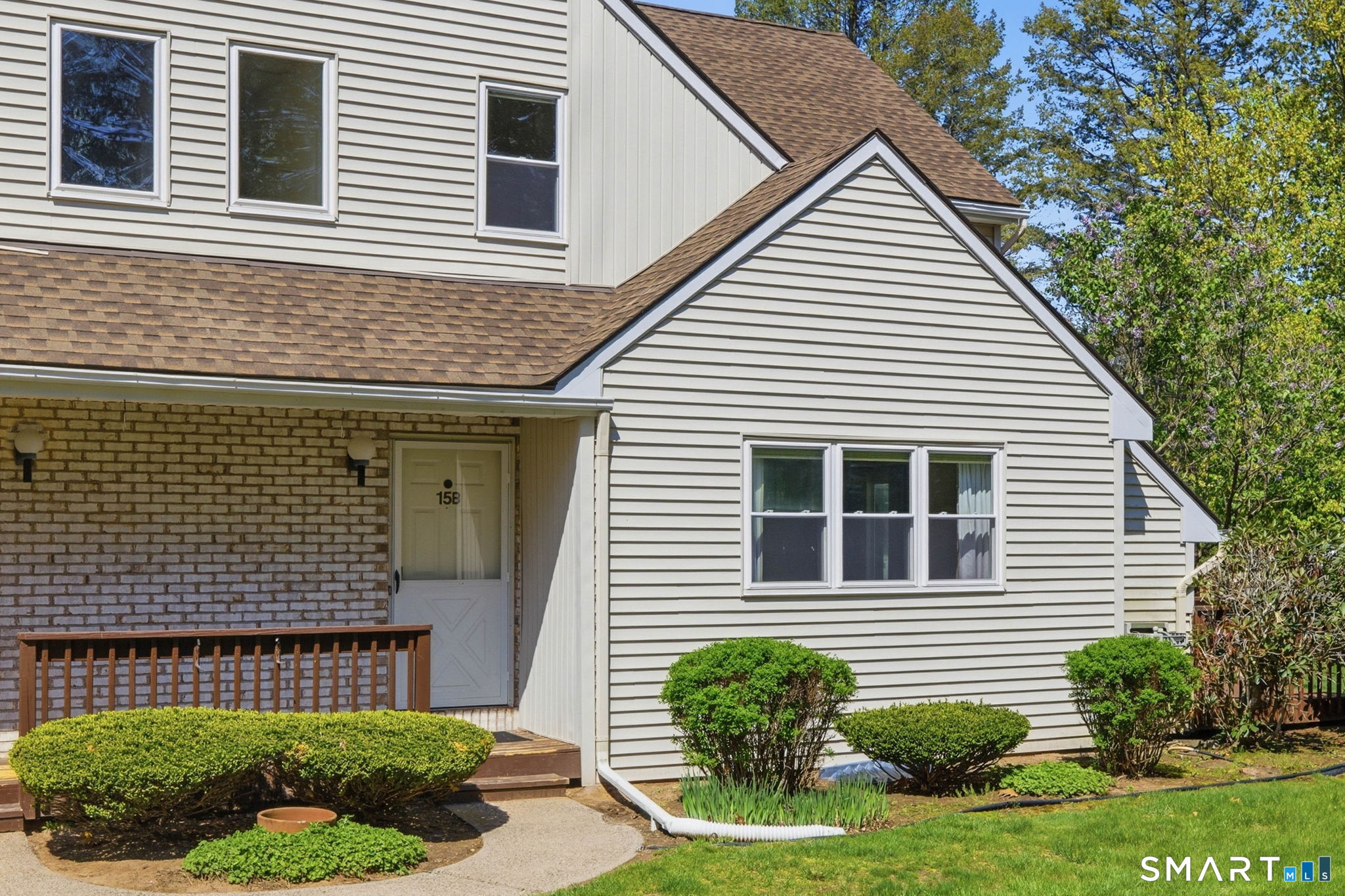 15 Thistle Way B