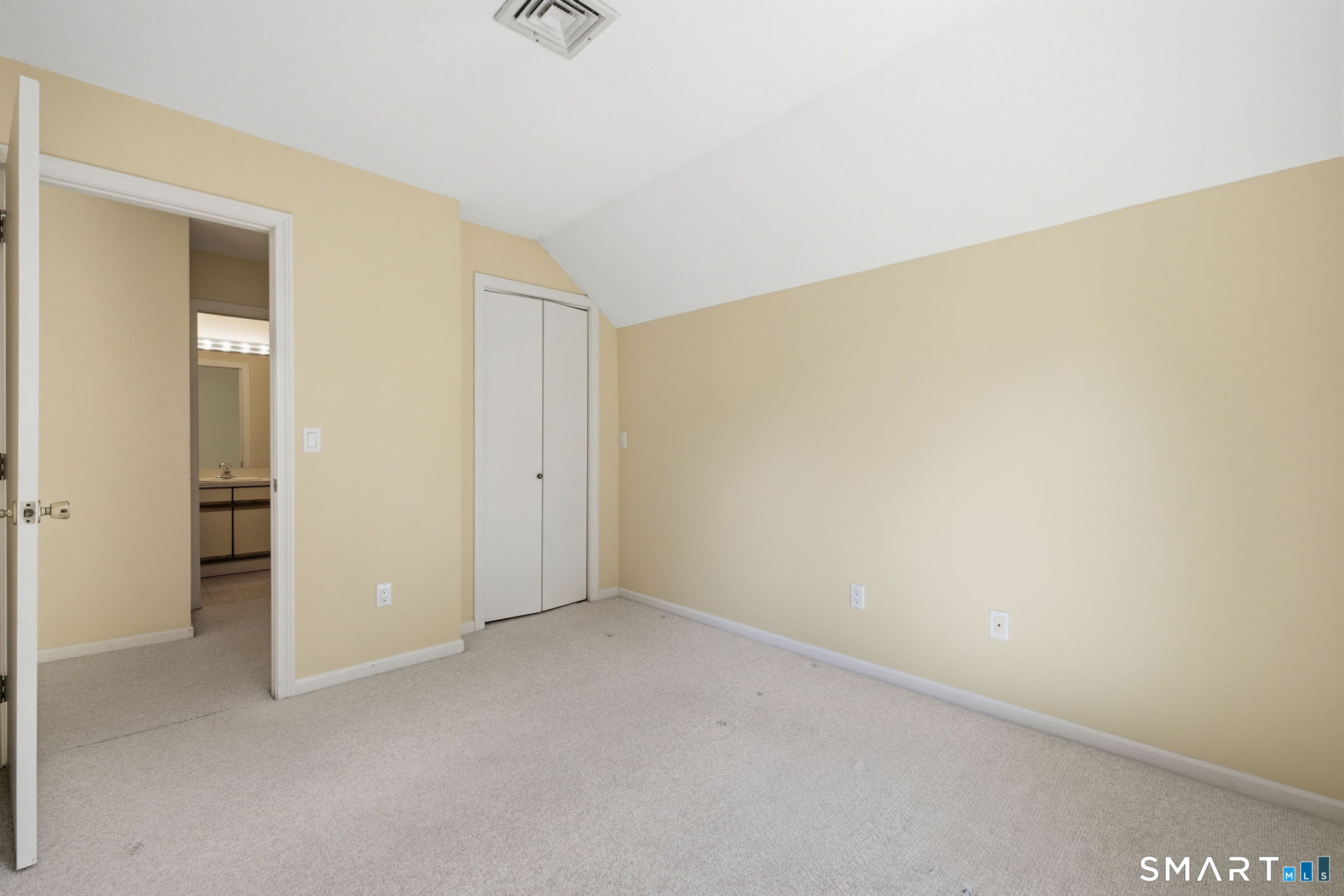 15 Thistle Way B