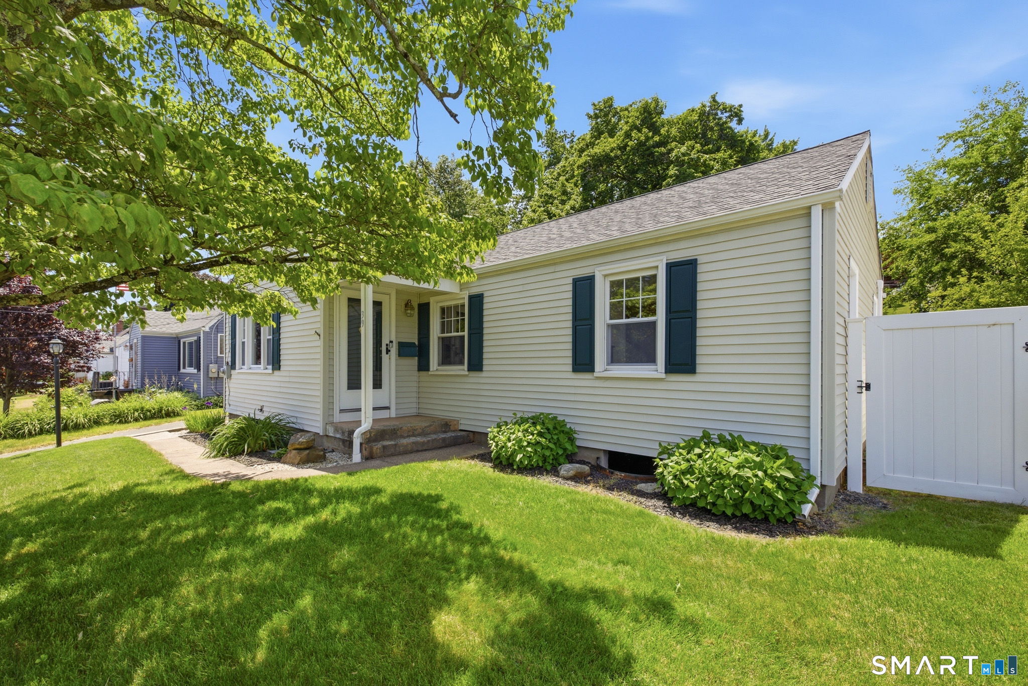 39 Randal Avenue