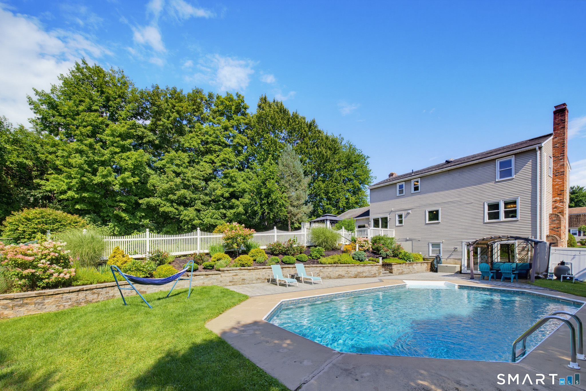 97 Nutmeg Drive