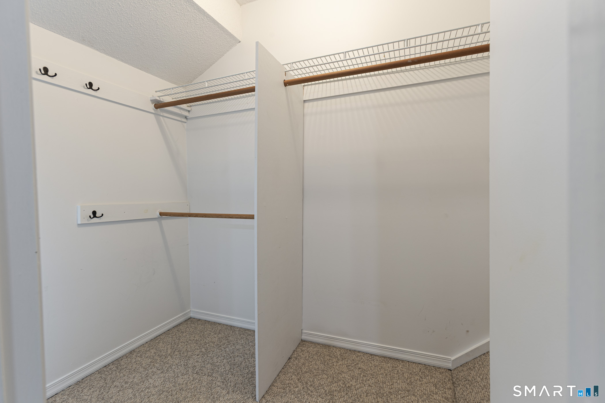 1 Abbott Road Unit: 203