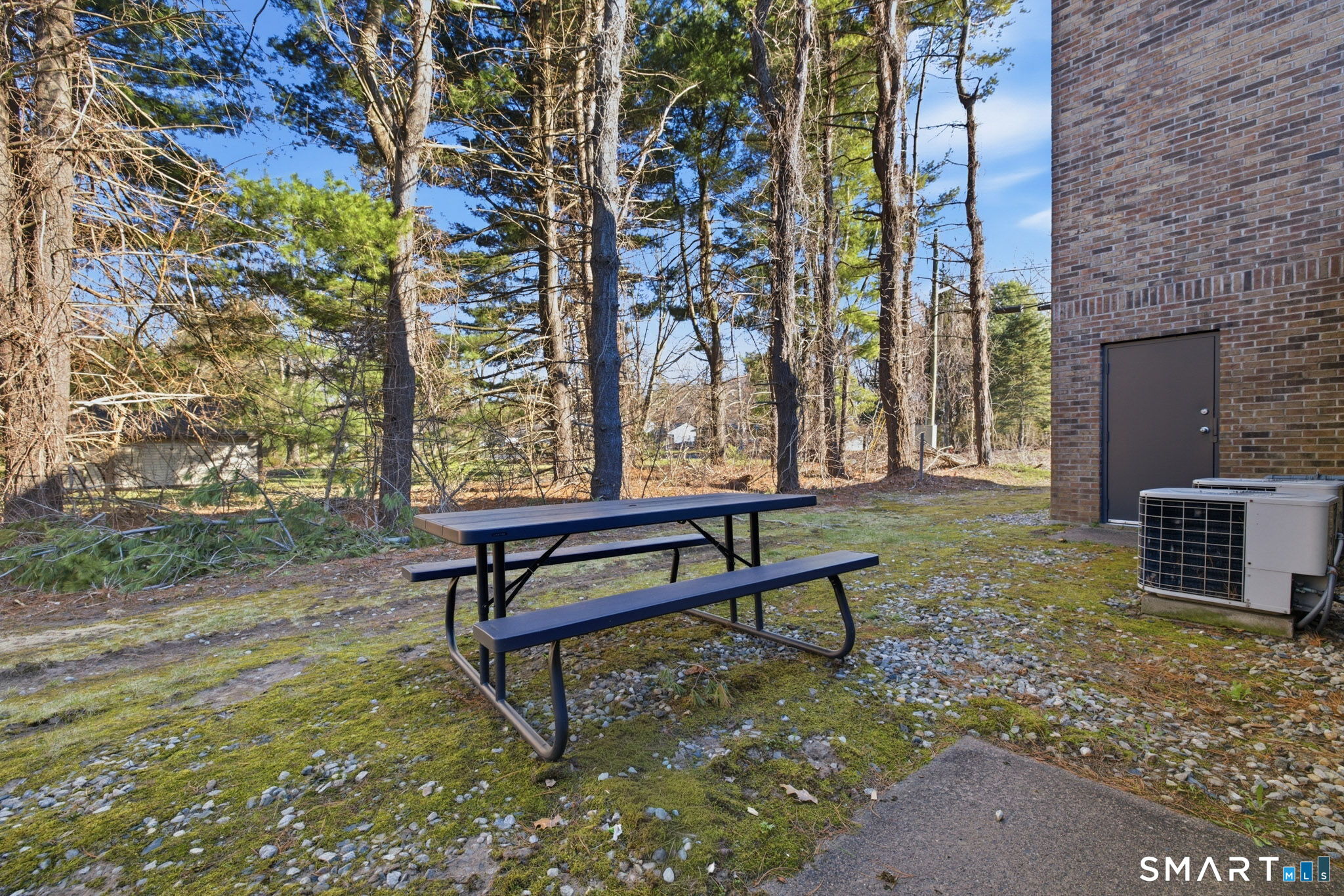 400 Chapel Road 1C