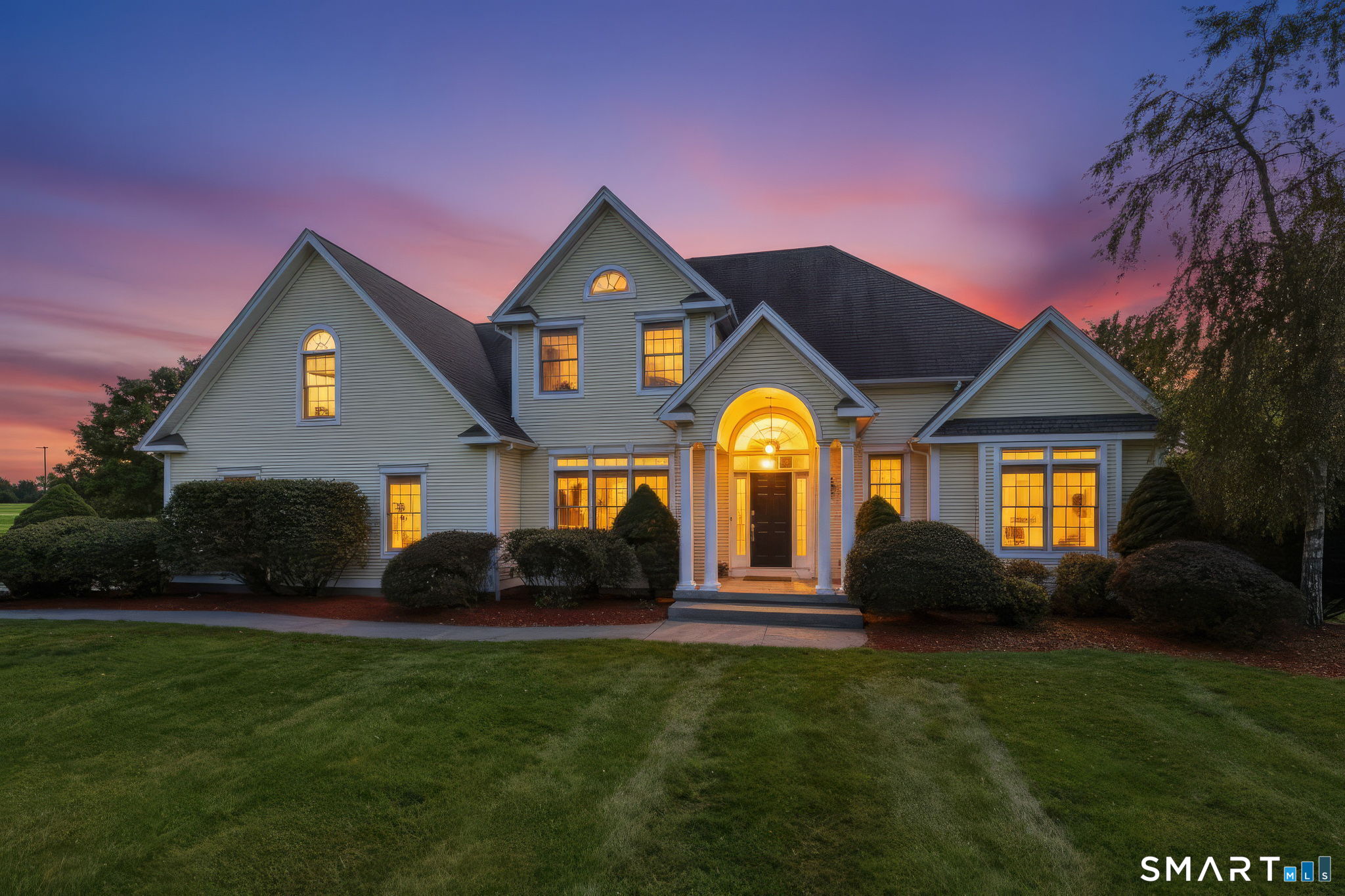 29 Halladay Avenue West