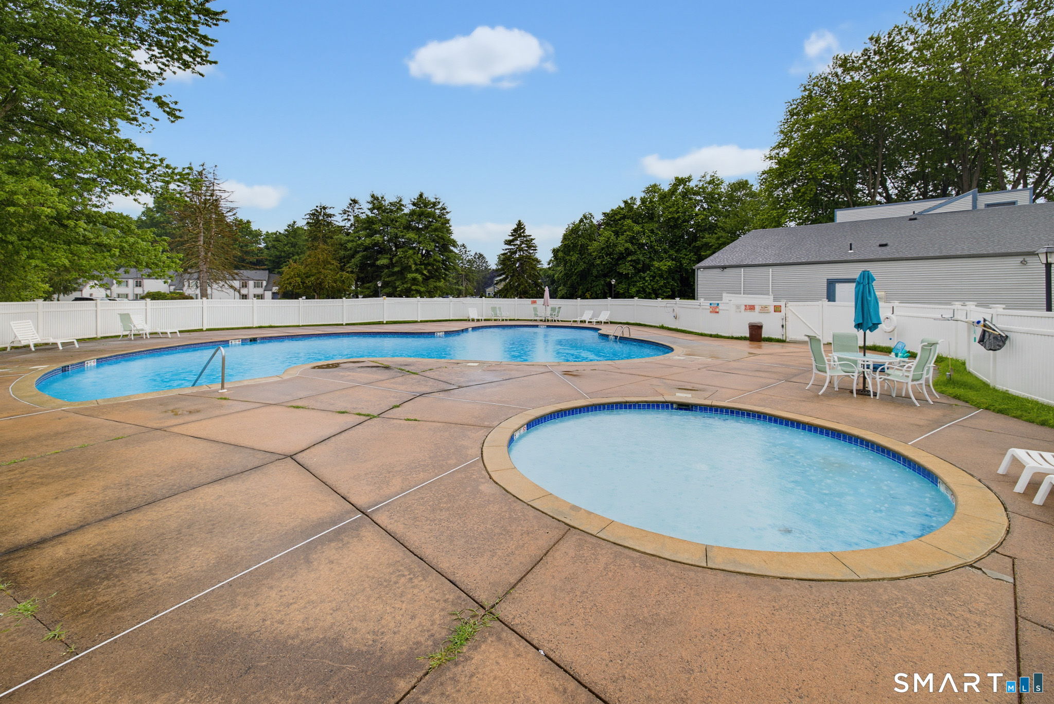 170 Candlewood Drive Unit: 170