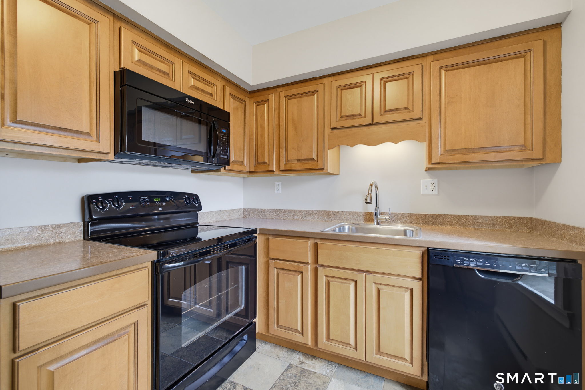 170 Candlewood Drive Unit: 170