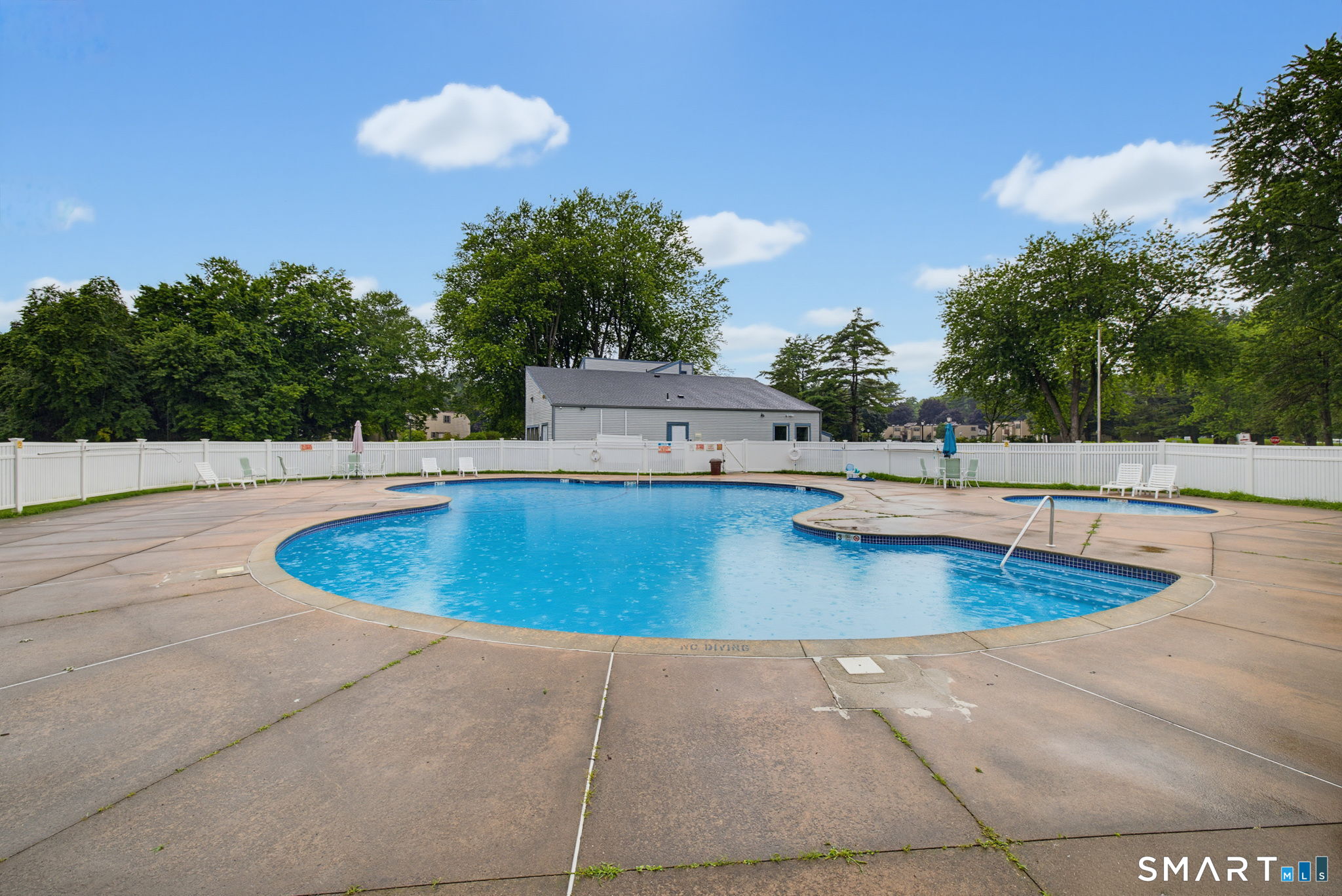 170 Candlewood Drive Unit: 170