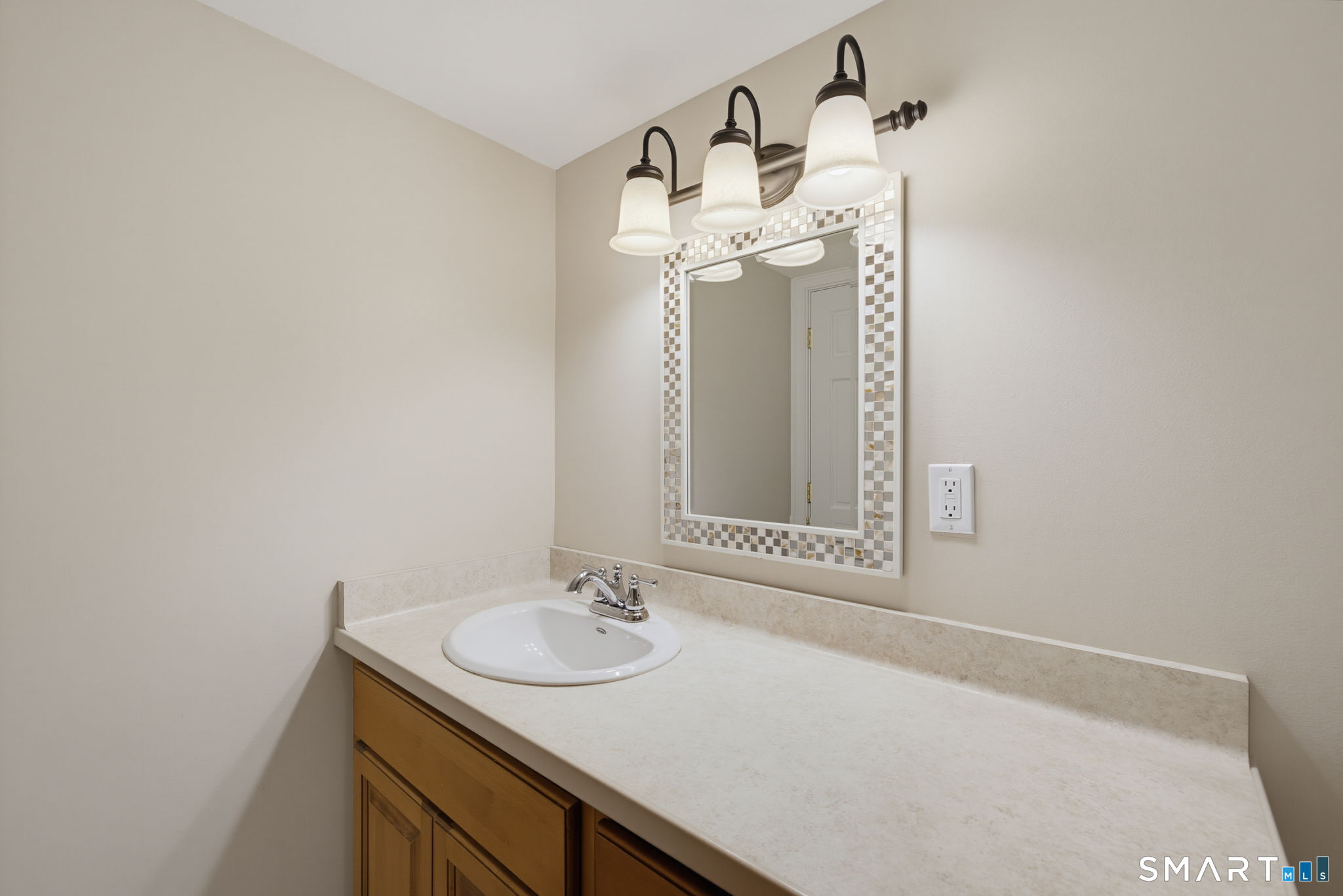 170 Candlewood Drive Unit: 170