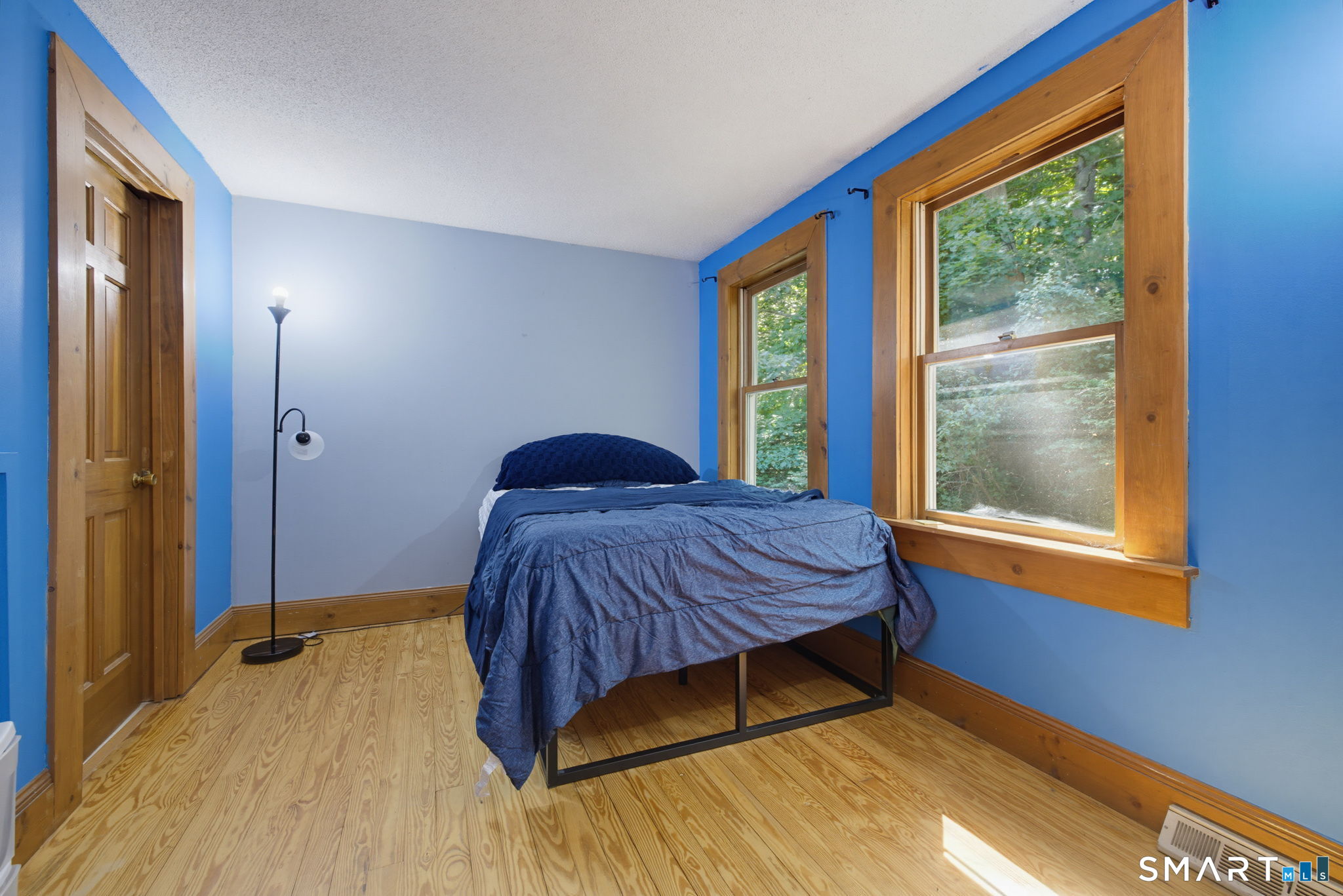 399 Adams Street Unit: 6