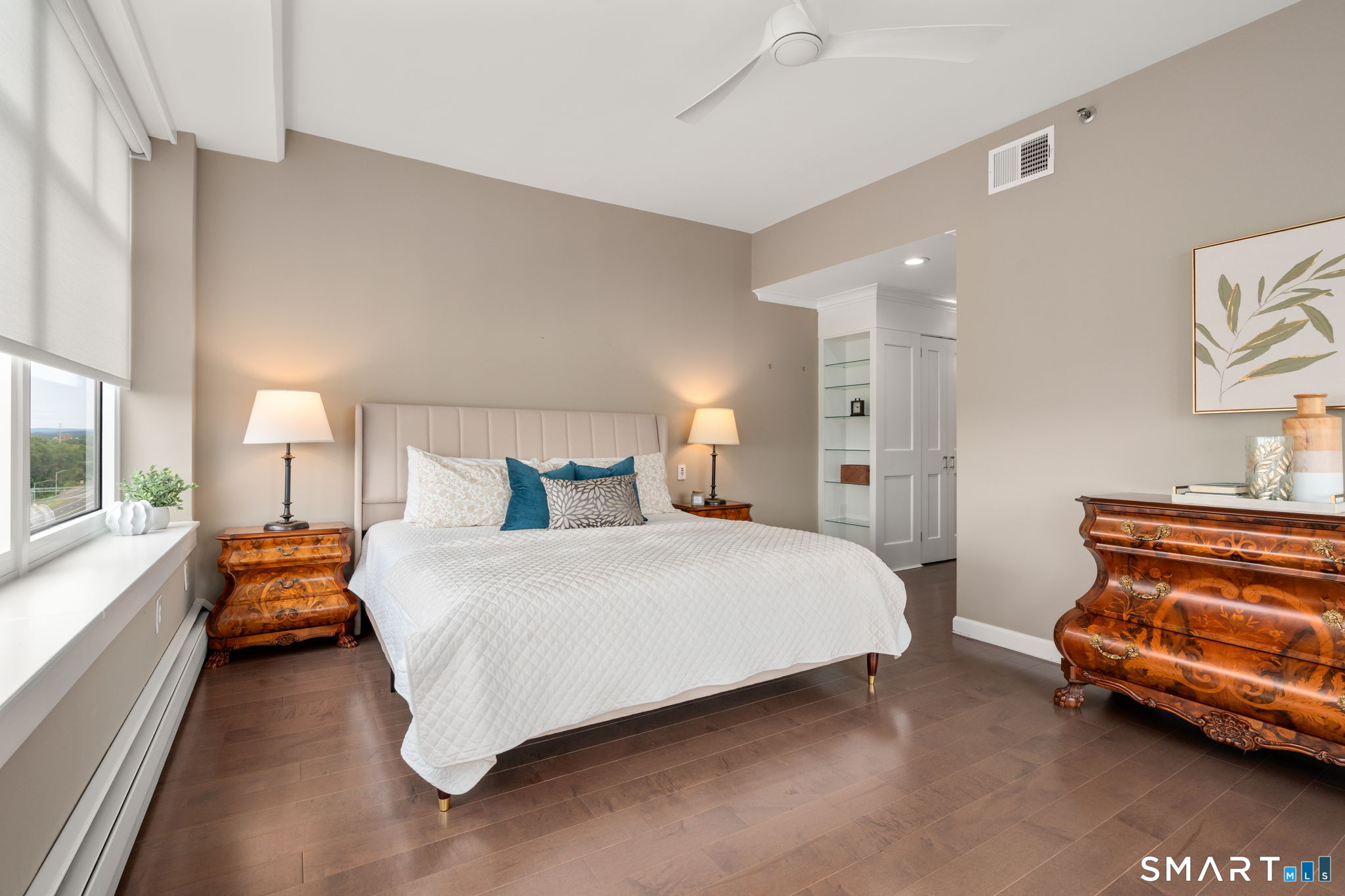 235 East River Drive Unit: 904&5