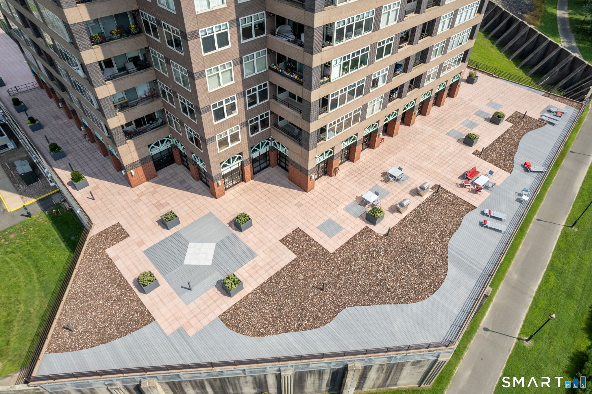 235 East River Drive Unit: 904&5