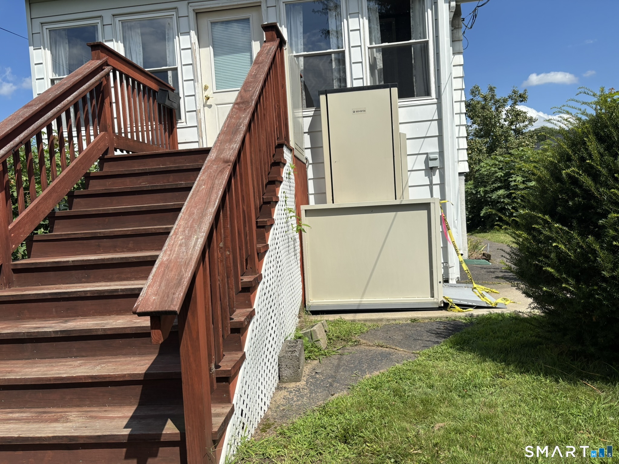 84 Laurel Street