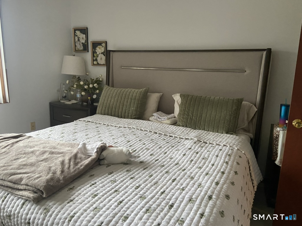 16 Arthur Drive Unit: 1