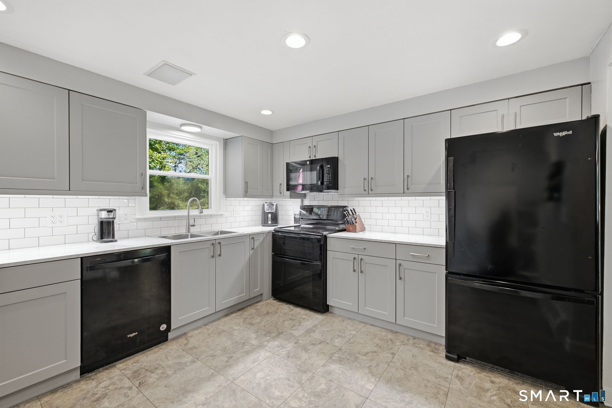 81 Warren Avenue