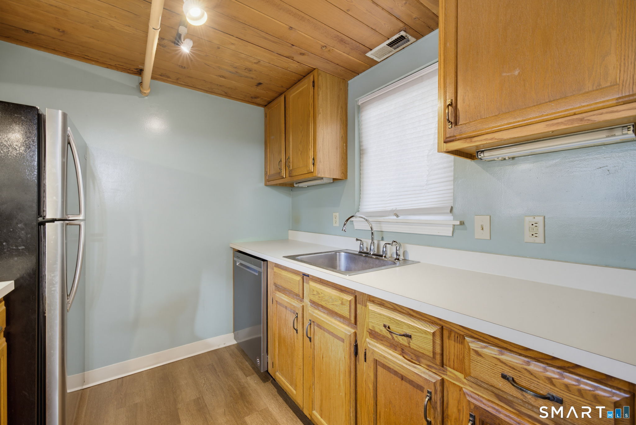 839 Main Street Unit: 75