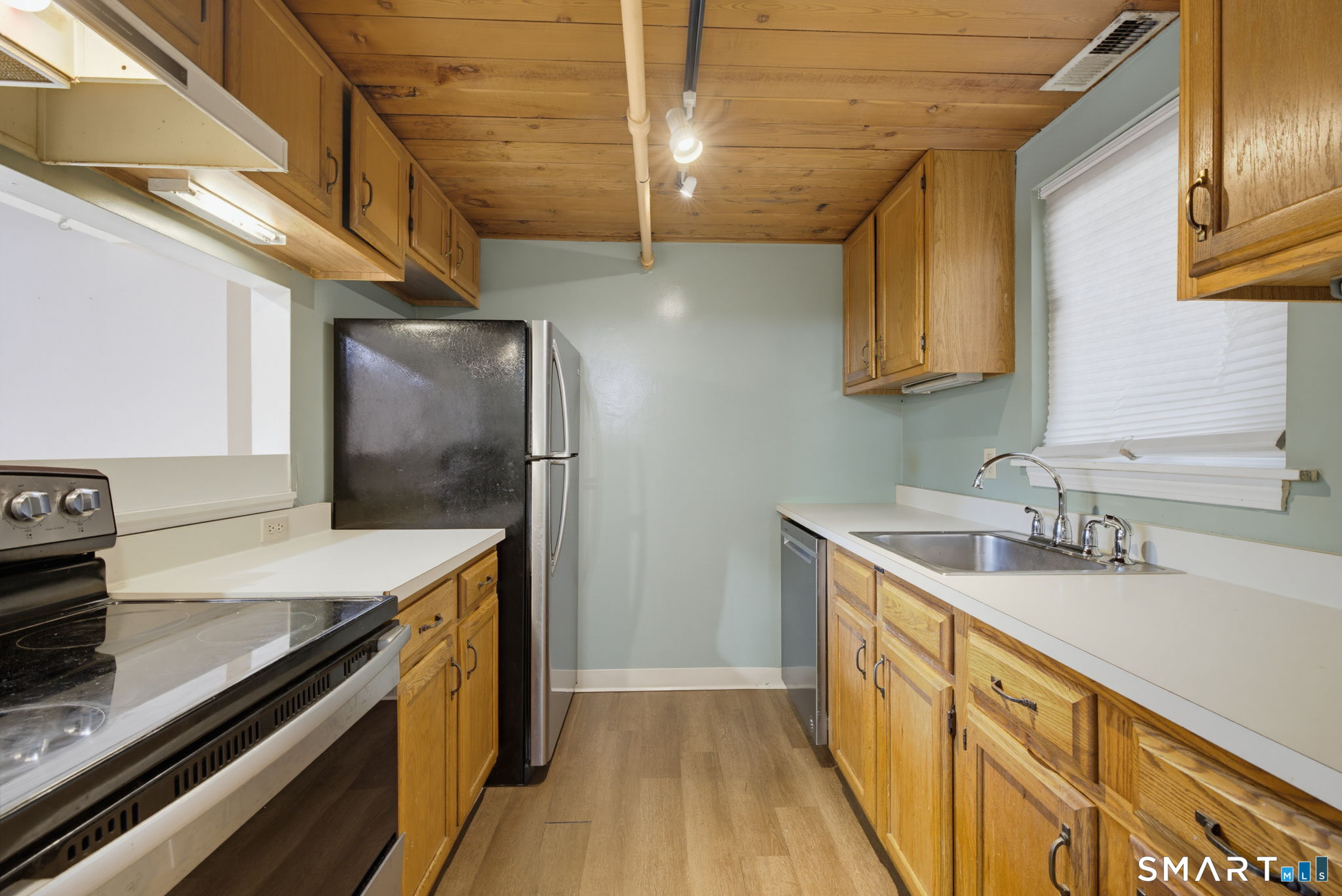 839 Main Street Unit: 75