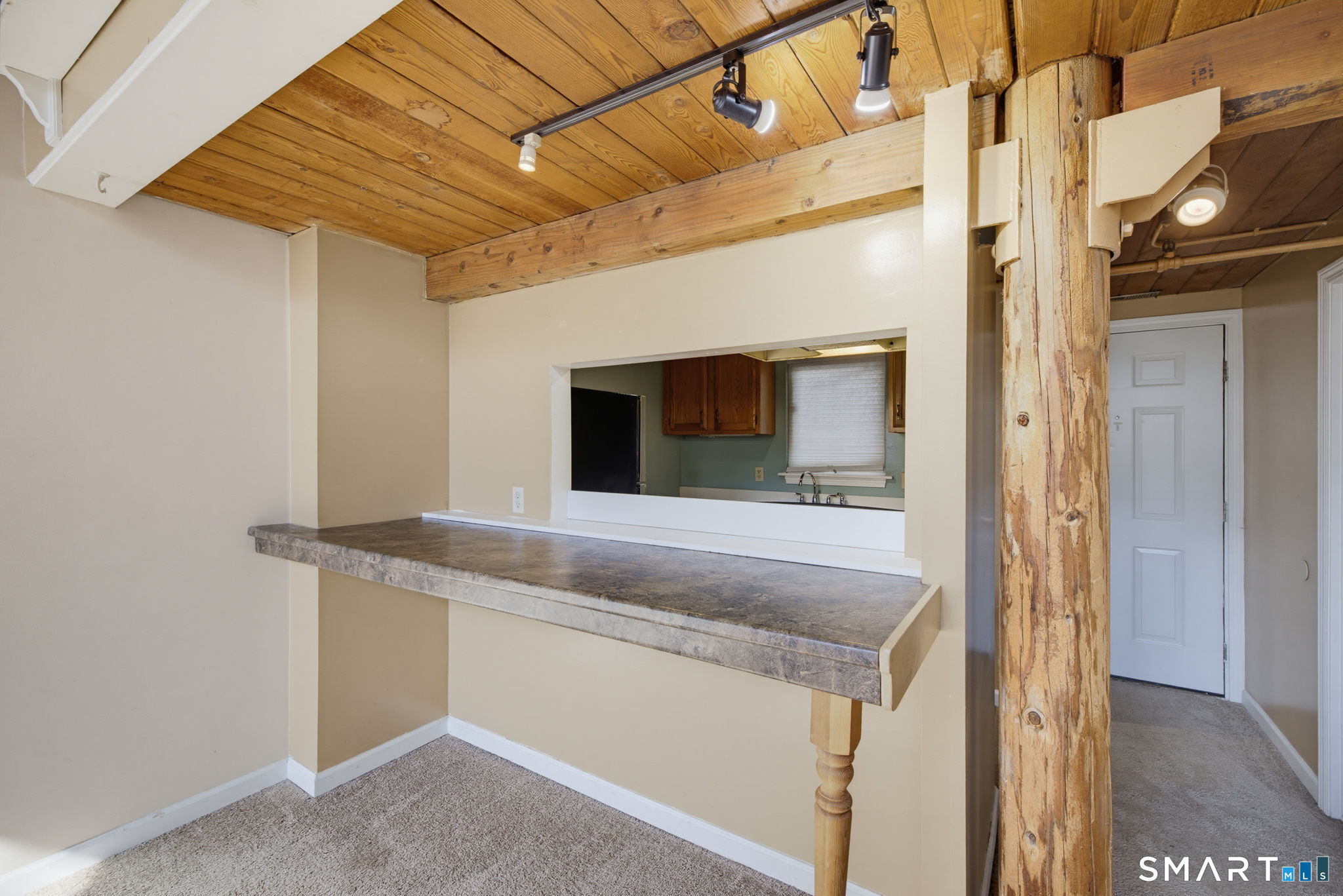 839 Main Street Unit: 75