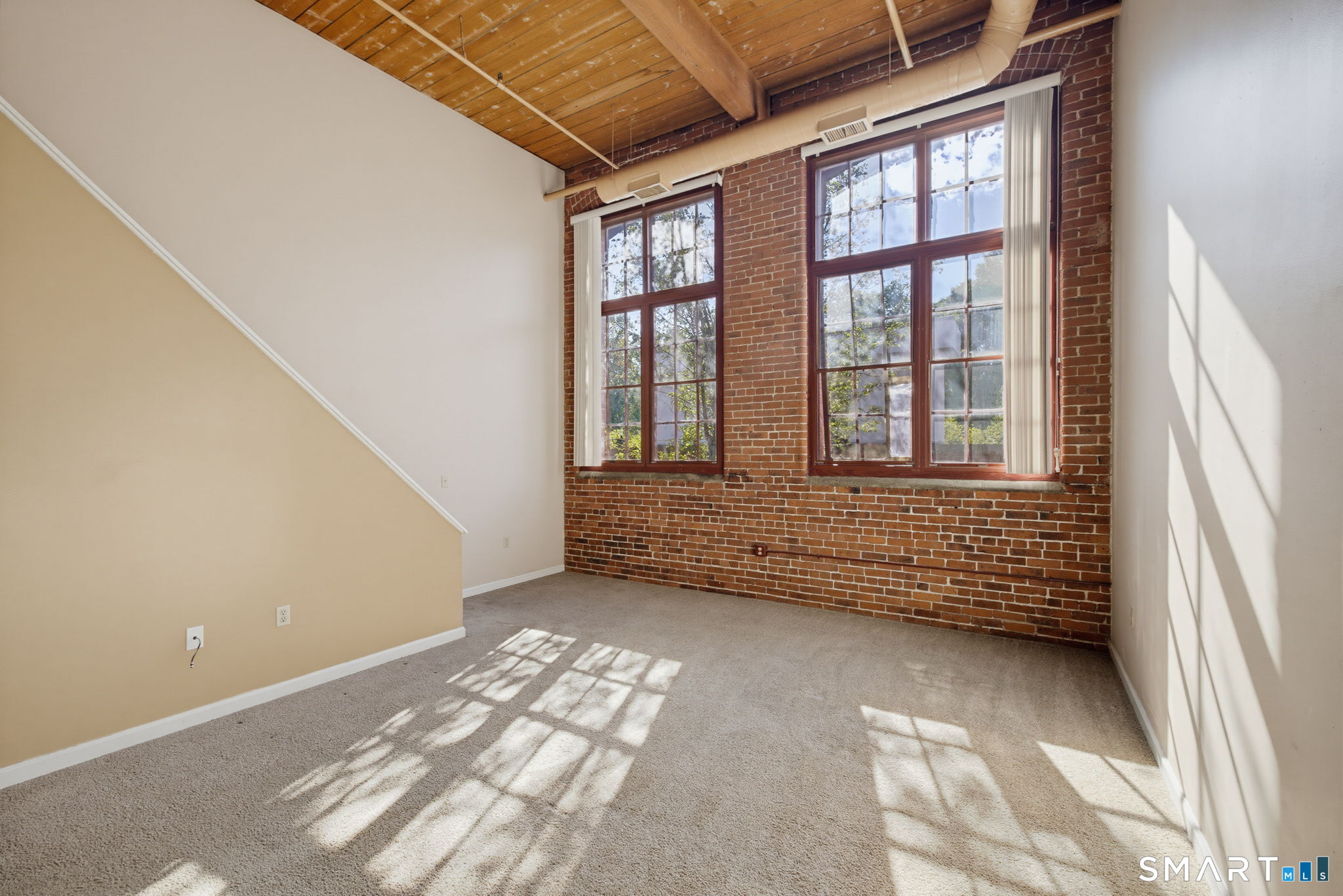 839 Main Street Unit: 75