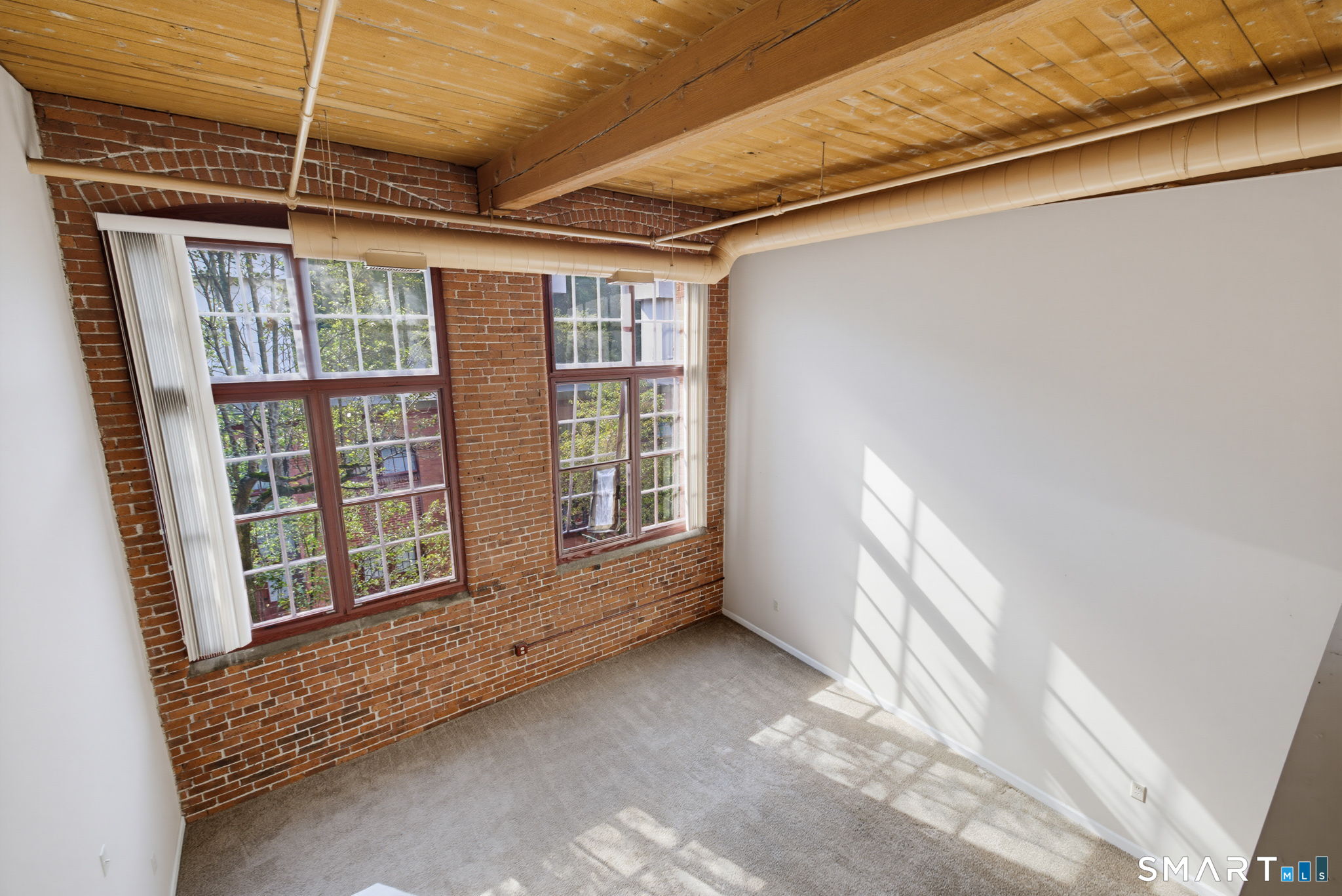 839 Main Street Unit: 75