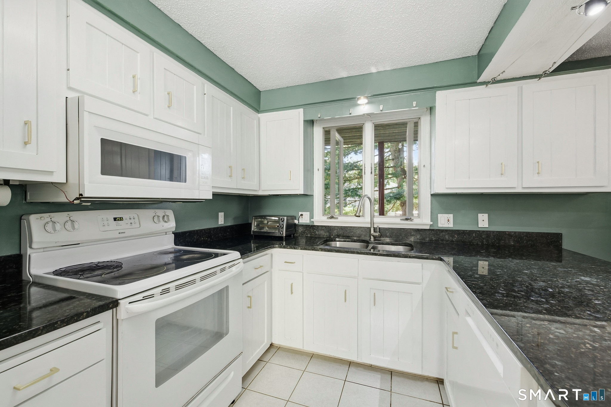 125 Lamplighter Drive