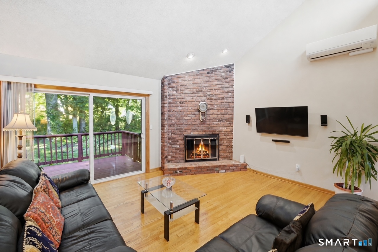 125 Lamplighter Drive