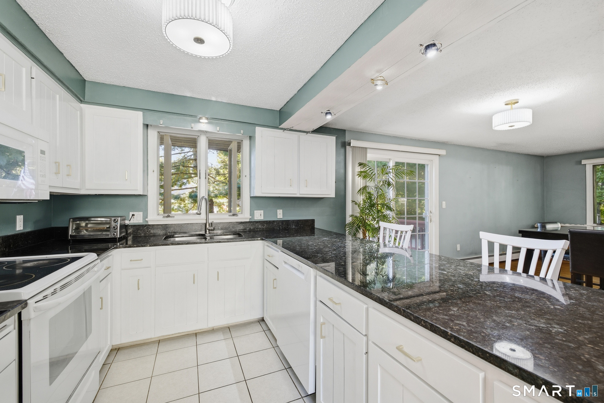 125 Lamplighter Drive