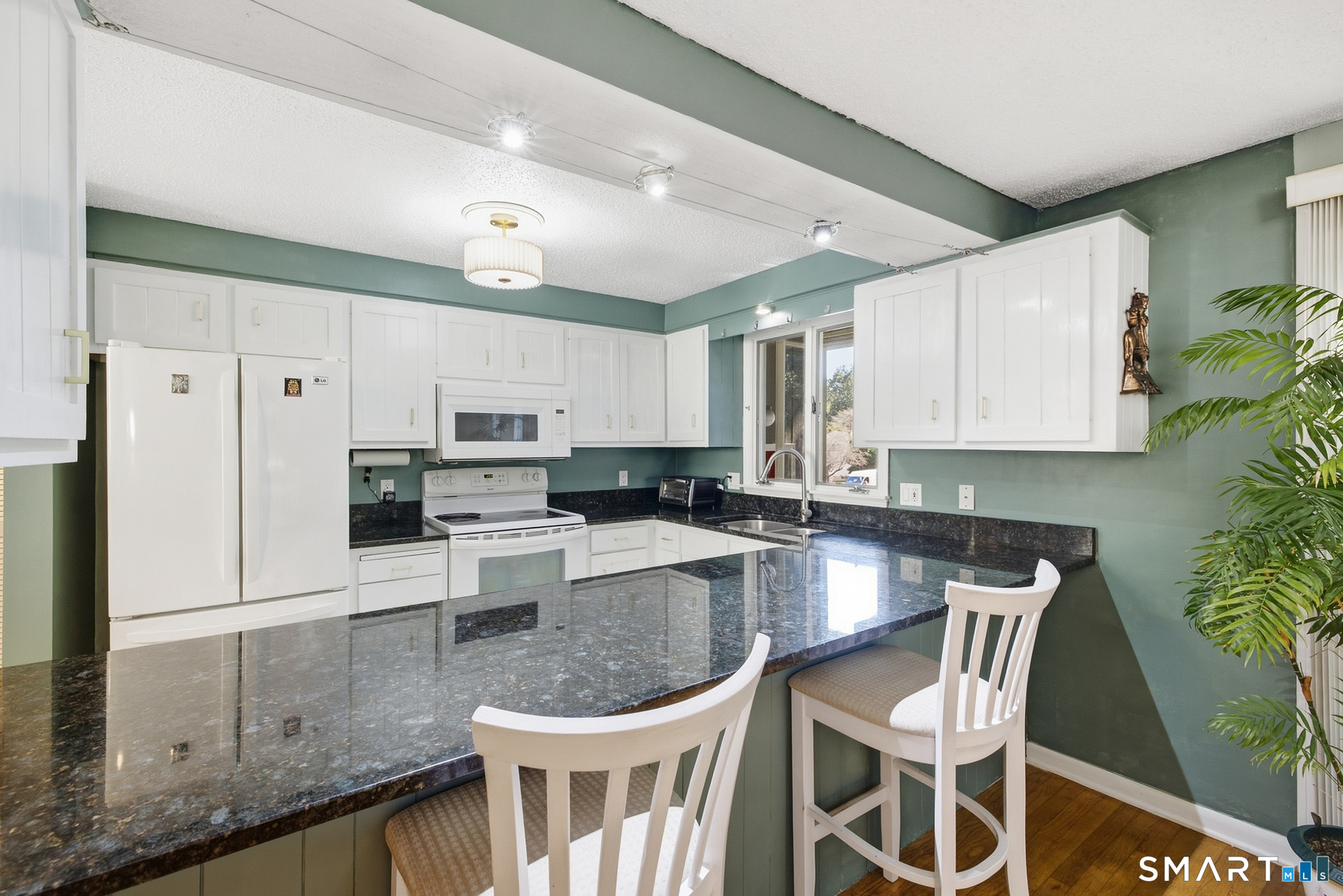 125 Lamplighter Drive