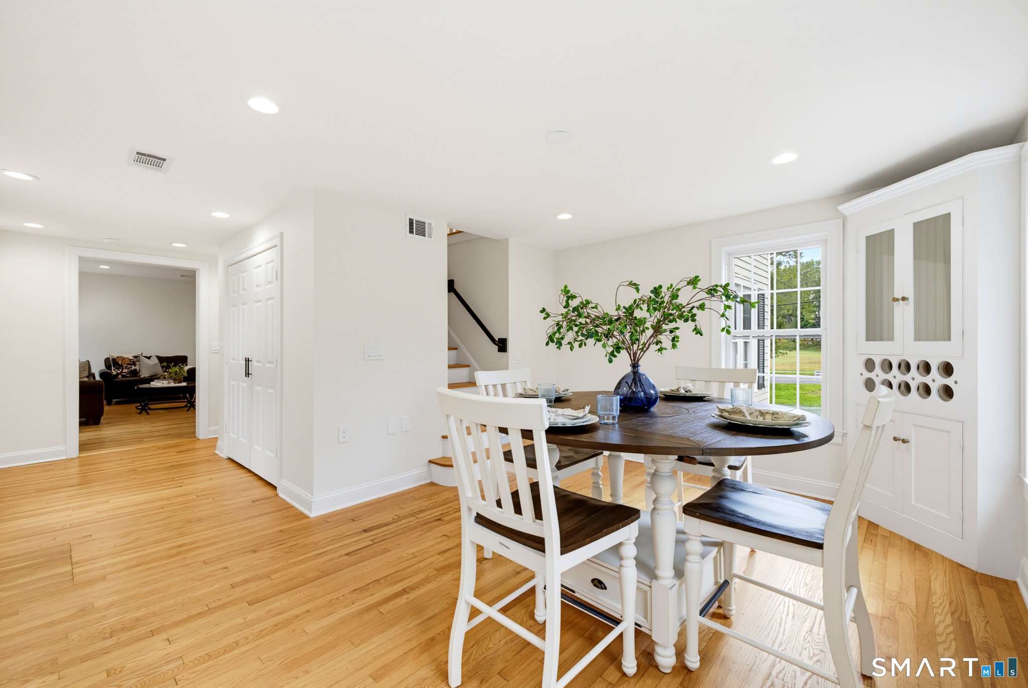 729 Ellington Road