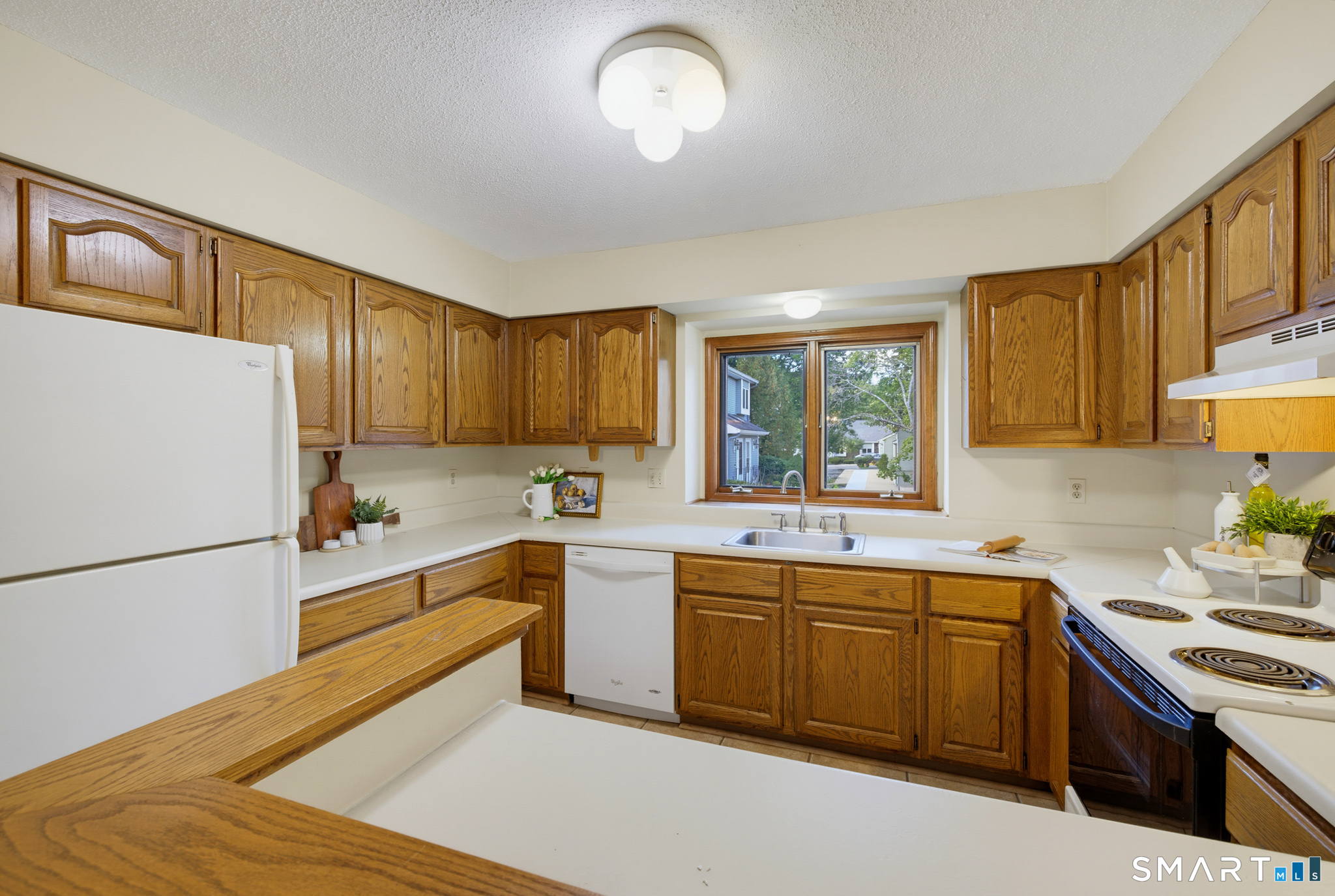 107 Sand Stone Drive Unit: 107