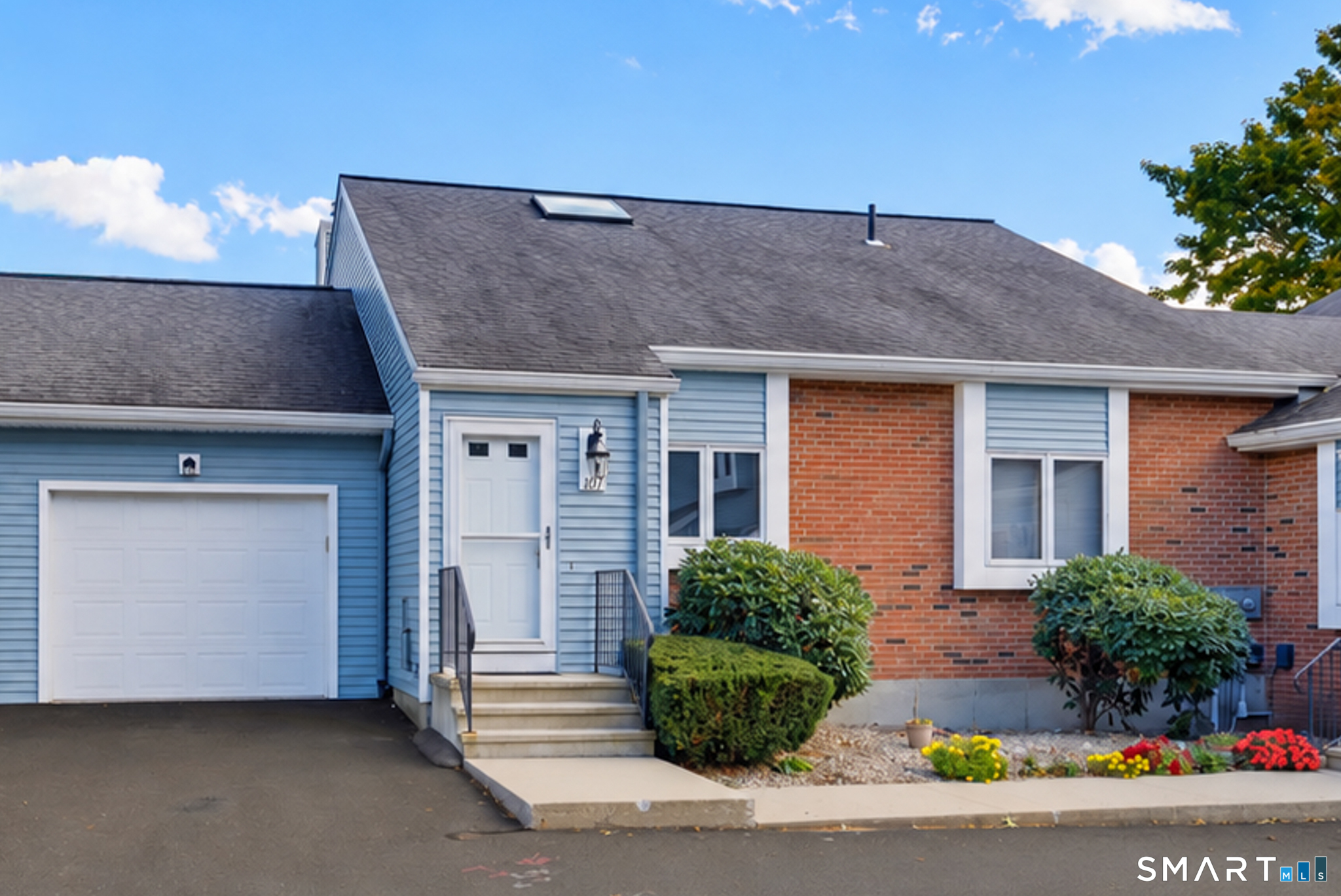 107 Sand Stone Drive Unit 107 South Windsor CT