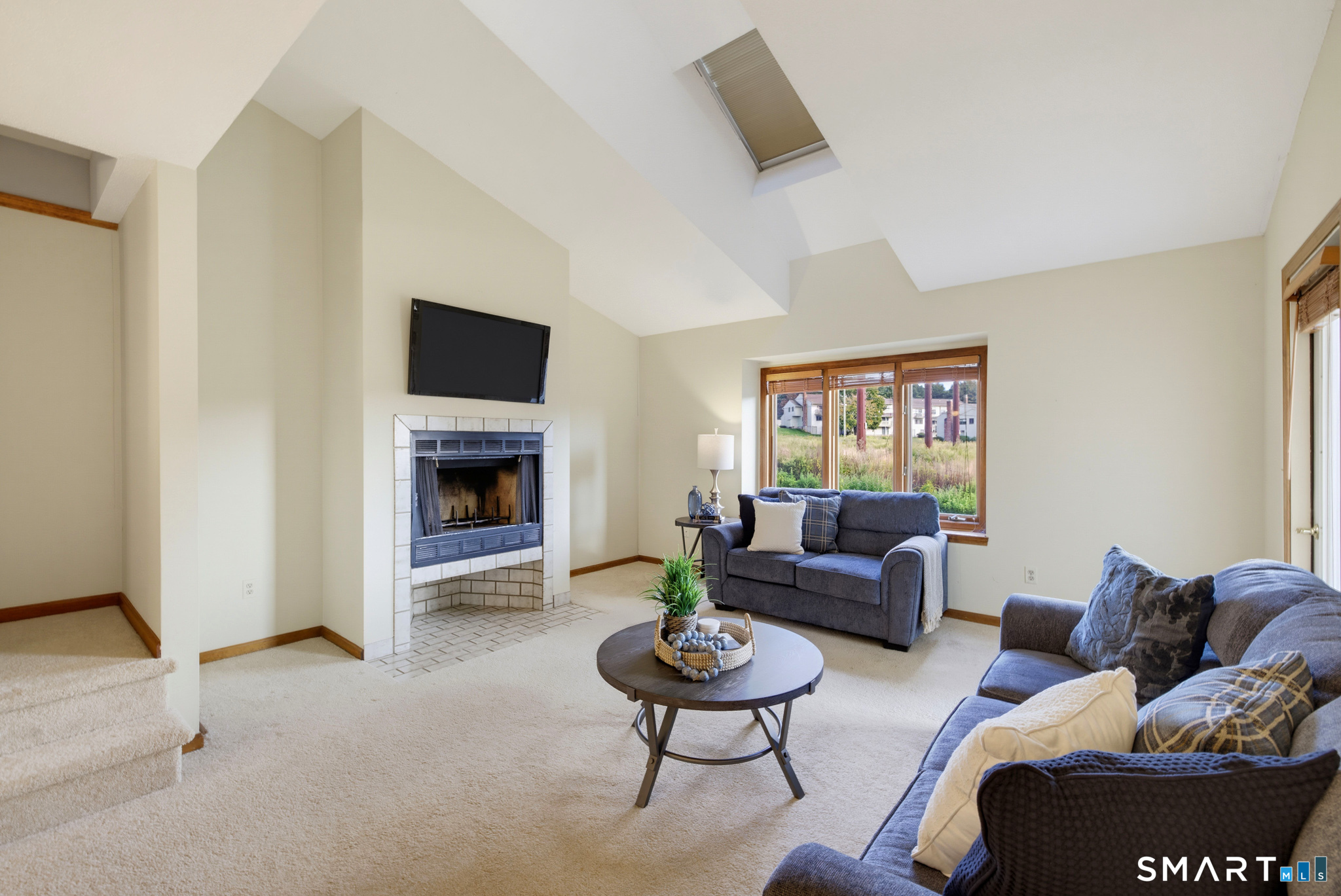 107 Sand Stone Drive Unit: 107