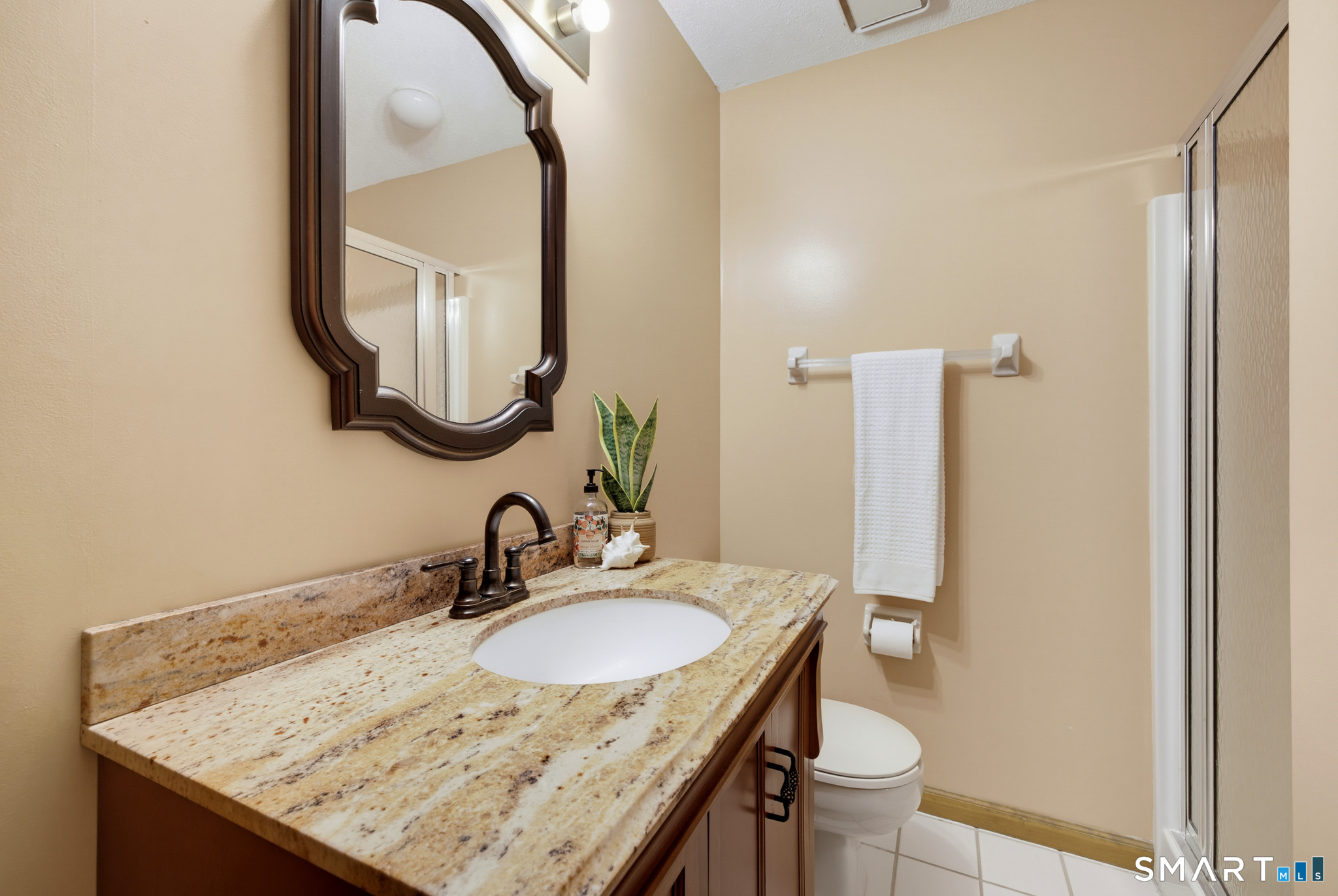 107 Sand Stone Drive Unit: 107