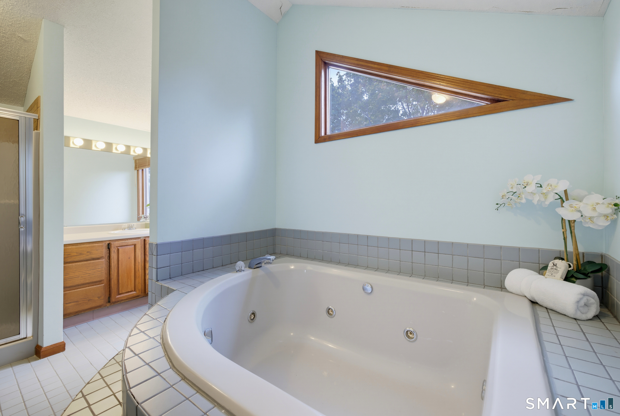 107 Sand Stone Drive Unit: 107