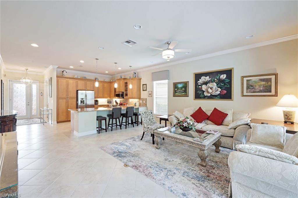 11292 Sparkleberry DR