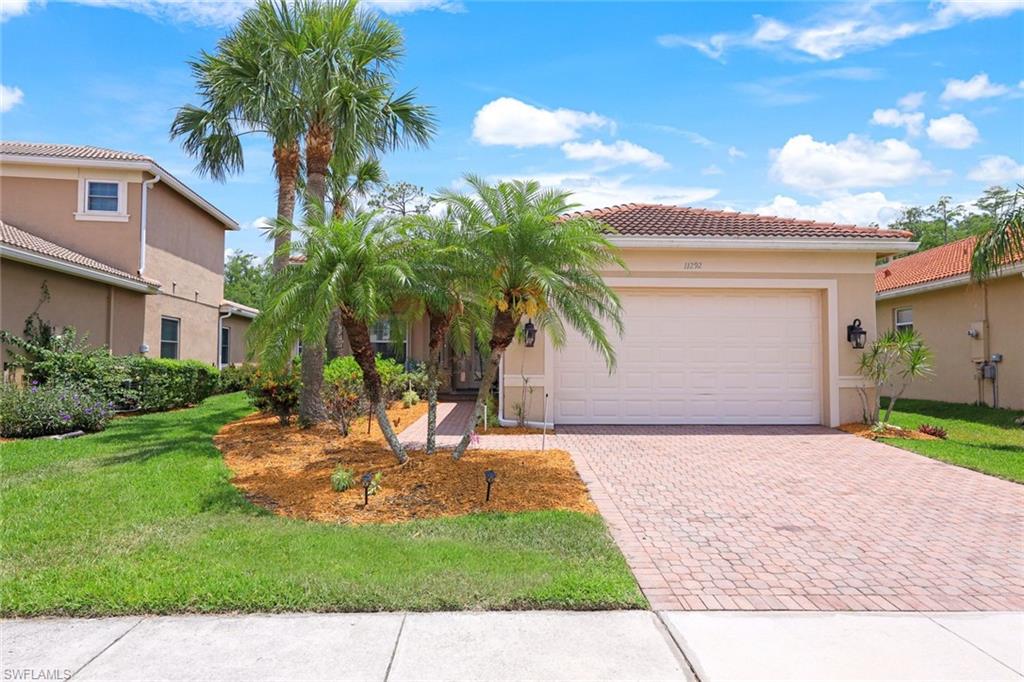 11292 Sparkleberry DR