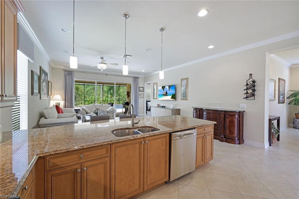 11292 Sparkleberry DR