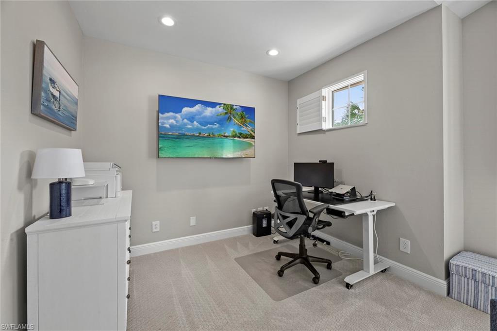 4460 Riverwatch DR Unit: 201