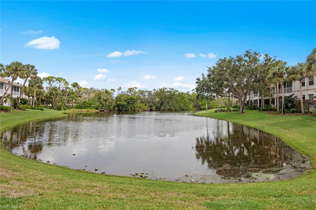 4460 Riverwatch DR Unit: 201