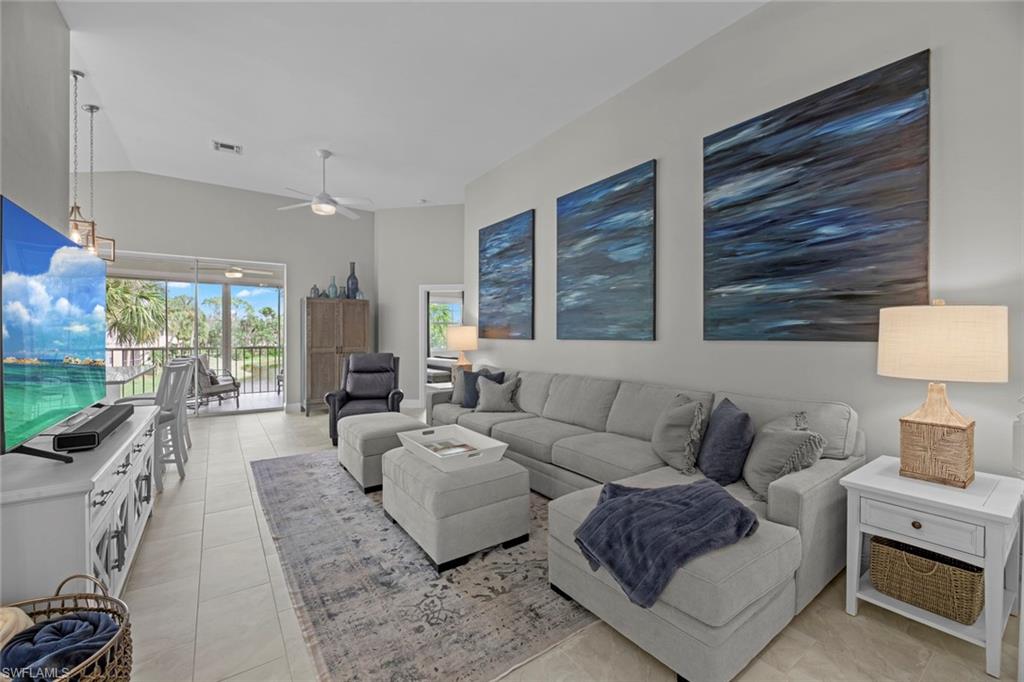 4460 Riverwatch DR Unit: 201
