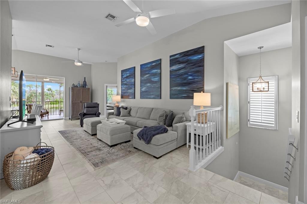 4460 Riverwatch DR Unit: 201