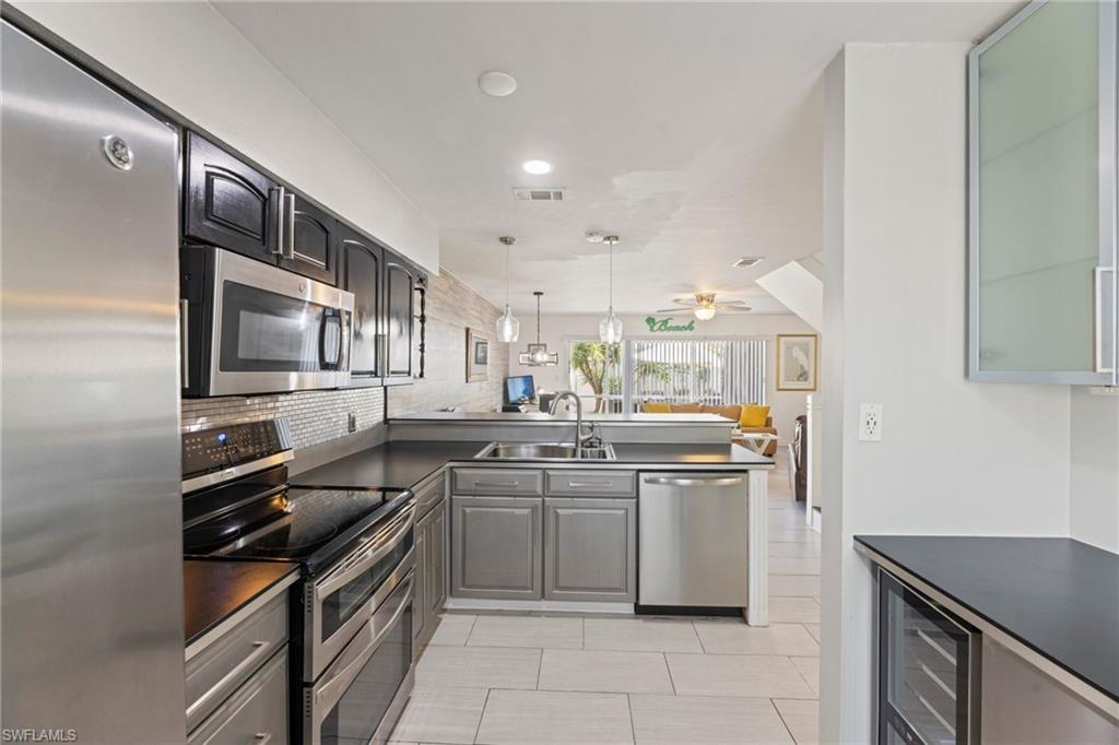 25488 Cockleshell DR # 703