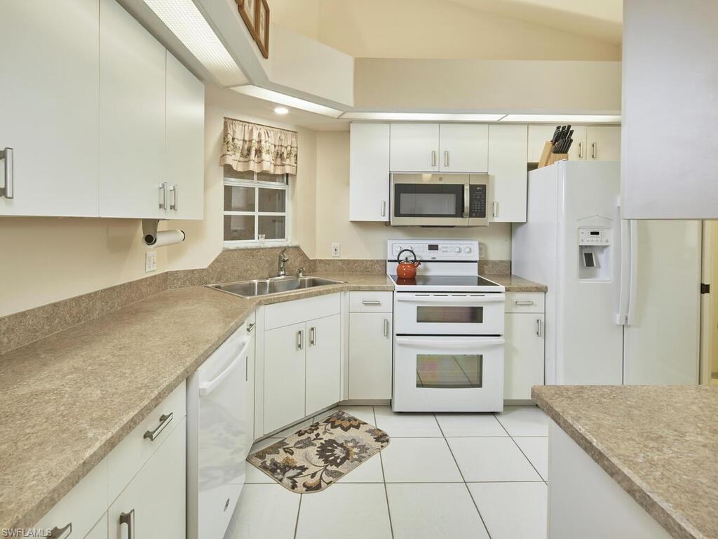 25161 Fairway Dunes CT
