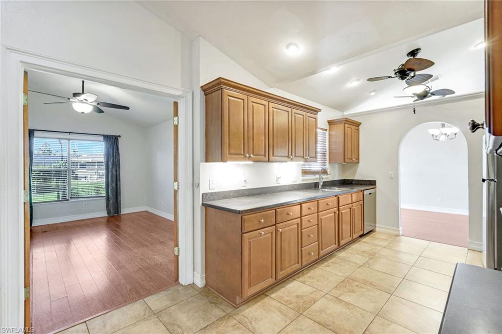 7576 Captiva BLVD