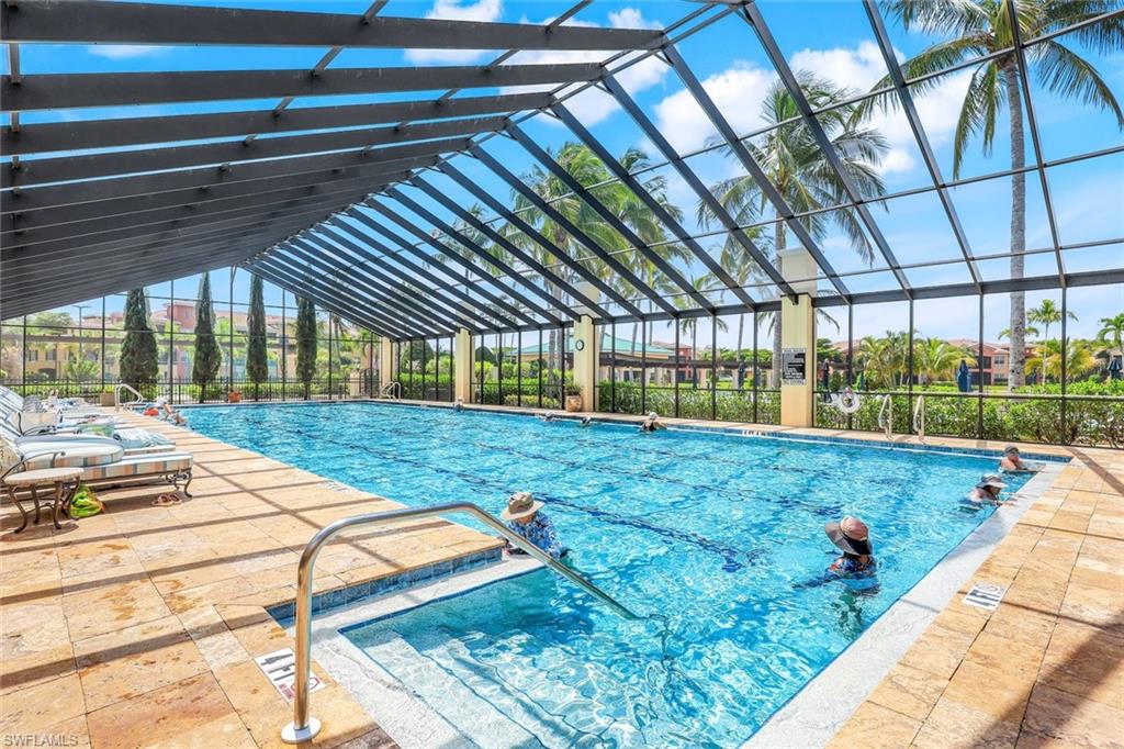 8721 Piazza Del Lago CIR # 203, ESTERO Unit: 203